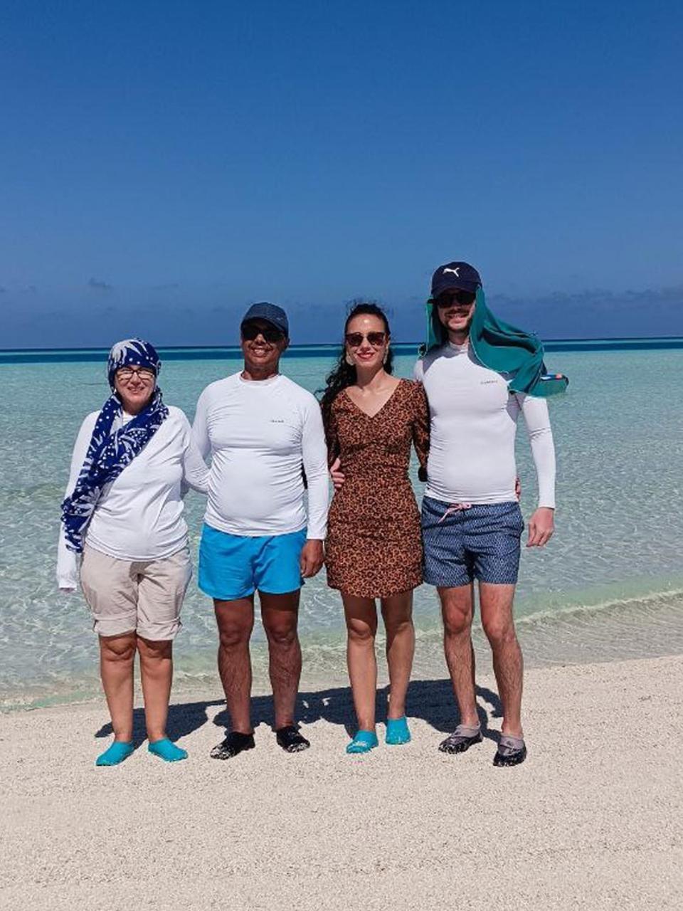 Rindali - The Speedboat From Male To The Hotel Departs At 1130 Every Monday Thursday And Saturday And From The Hotel To Male At 0630 And Five Domestic Flights Are Available Every Day Olhuveli  Extérieur photo