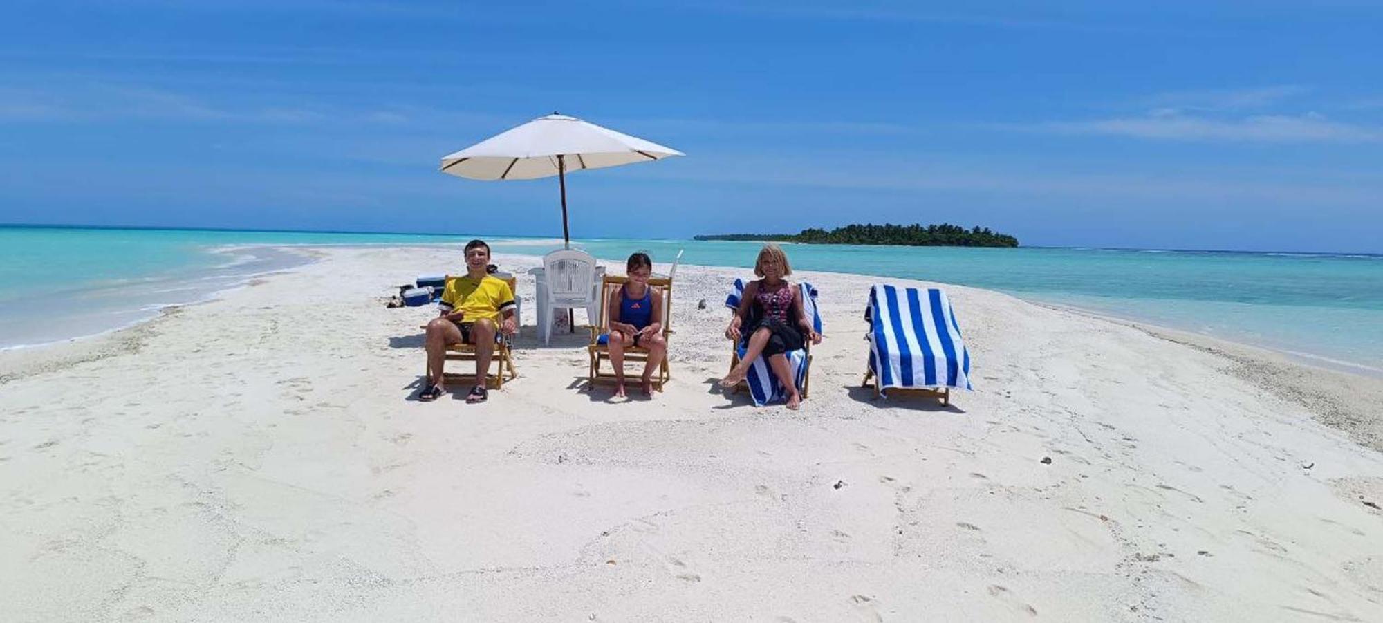 Rindali - The Speedboat From Male To The Hotel Departs At 1130 Every Monday Thursday And Saturday And From The Hotel To Male At 0630 And Five Domestic Flights Are Available Every Day Olhuveli  Extérieur photo